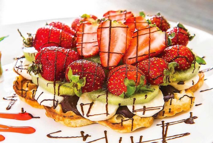Evde-Waffle-Tarifi-Yapımı--Hamuru-Yapılışı