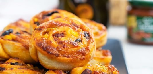 rulo pizza tarifi nasıl