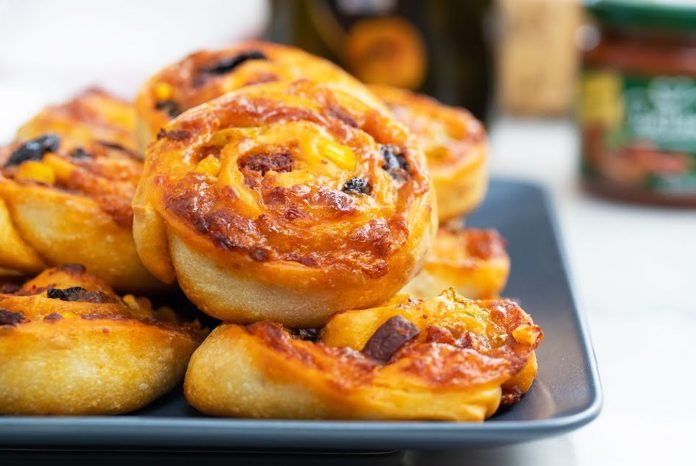 rulo-pizza-tarifi-nasıl rulo pizza tarifi nasıl
