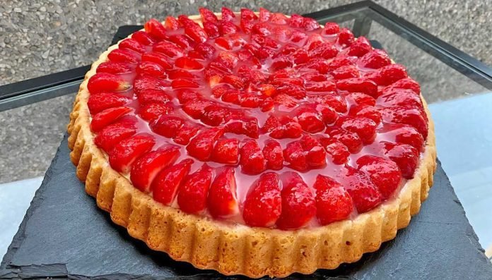 çilekli-tart-tarifi-nasıl-yapılır çilekli tart tarifi nasıl yapılır
