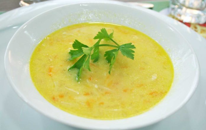 terbiyeli-tavuk-çorbası-tarifi-nasıl tavuk suyuna şehriye çorbası tarifi
