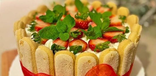 15 Dakikada Doğum Günü Pastası Tarifi | Evde Nasıl Yapılır? doğum günü pastası nasıl yapılır
