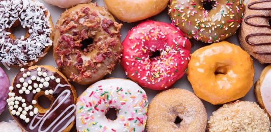 çikolatalı donut yapımı tarifi yapılışı malzemeleri