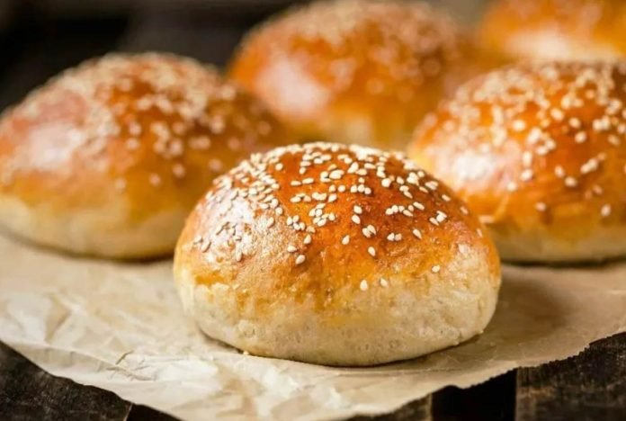 Peynir altı suyu ile poğaça yapılışı nasıl