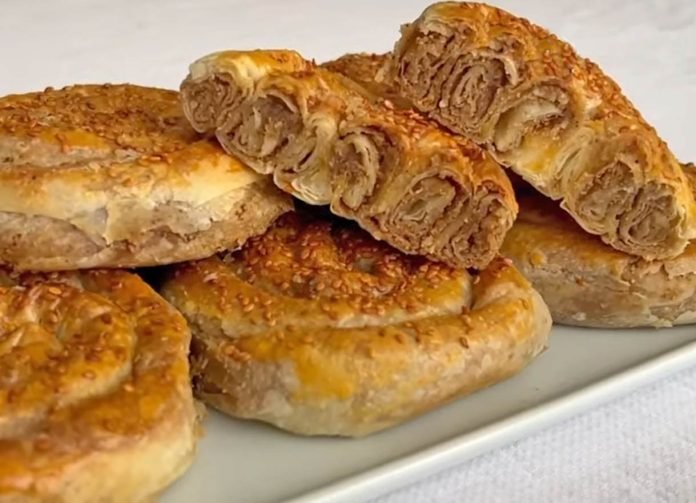 haşhaşlı-tahinli-çörek-tarifi-yufka-ile yufkayla Haşhaşlı tahinli çörek tarifi nasıl yapılır