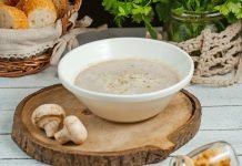 Kremalı Mantar Çorbası Tarifi Nasıl Yapılır? kremalı mantar çorbası nasıl yapılır