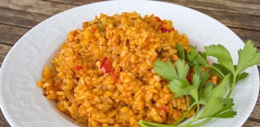 domatesli bulgur pilavı yapılışı